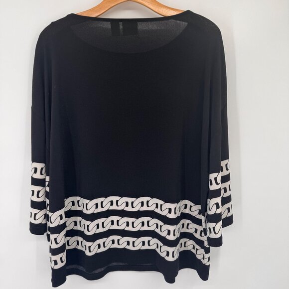 Chicos 2 Black knit Top  Gold Button Accents  Chain Print Hem Womens size Large - Picture 8 of 11
